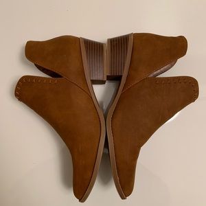 Cute Brown Booties!
